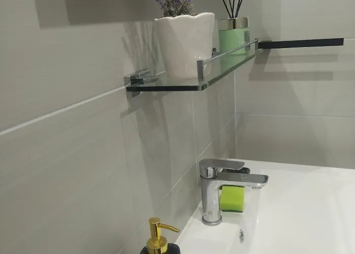 아파트 Zuki 피로바츠