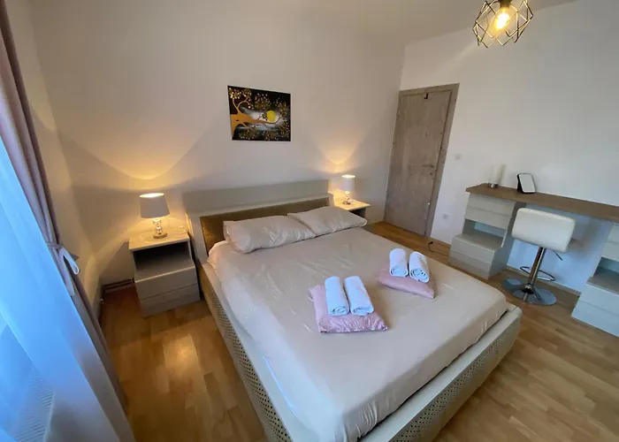 아파트 Zuki 피로바츠